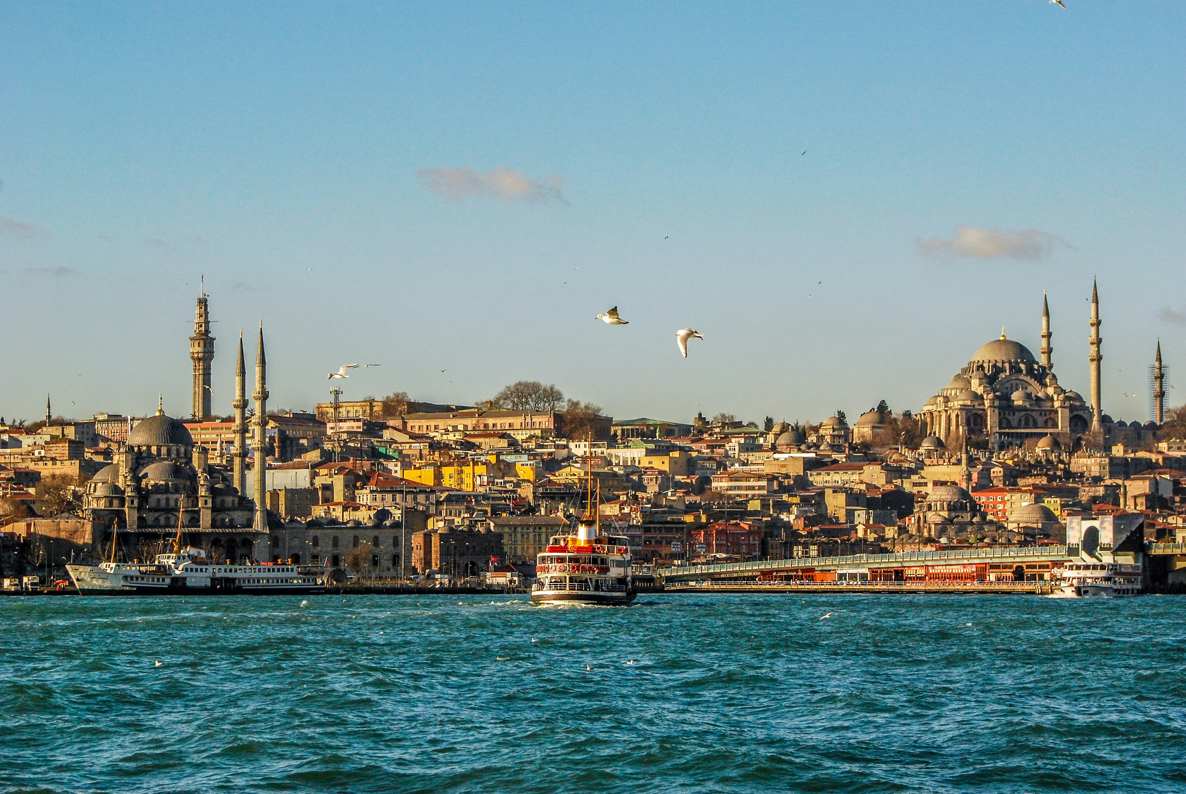 İstanbul uçak bileti - Tarihi yarımada, Boğaz manzarası, kültür merkezi