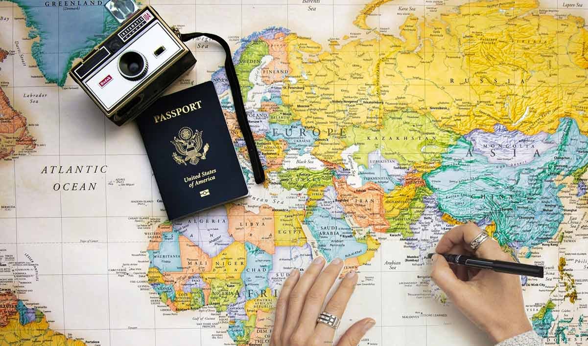 Yurt Dışı Yolculuklarda Pasaport ve Vize İşlemleri